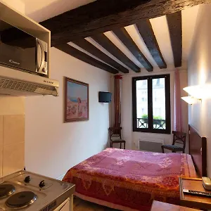 De Bourgogne Aparthotel Paris